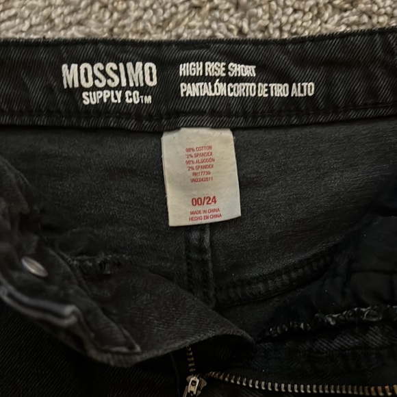 High Rise Shorts - Picture 6 of 6